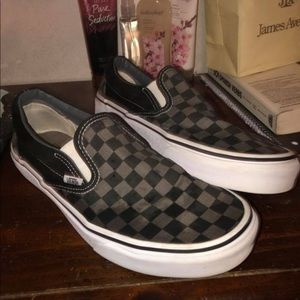 Check board slip on vans